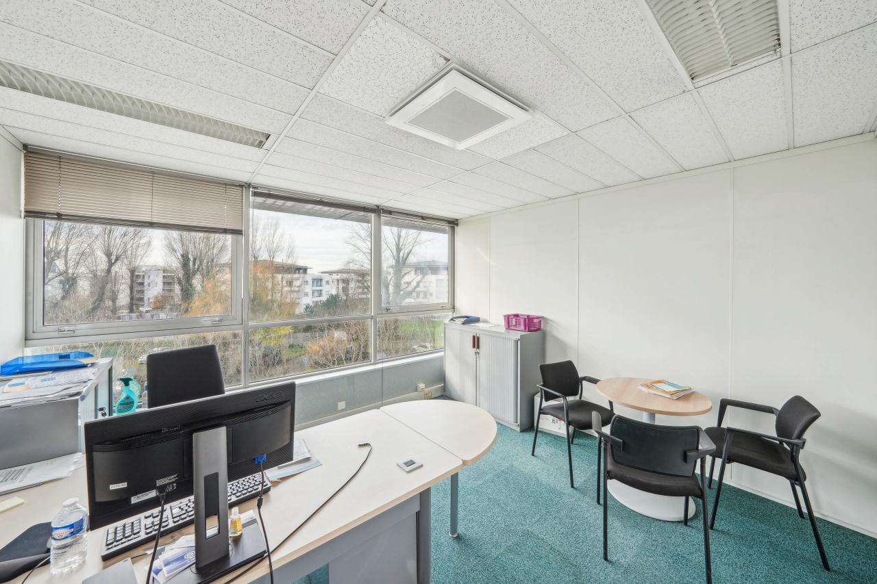 Bureau Bruges 1955m² Location bureau Bruges Gironde OLBUR2425501 9
